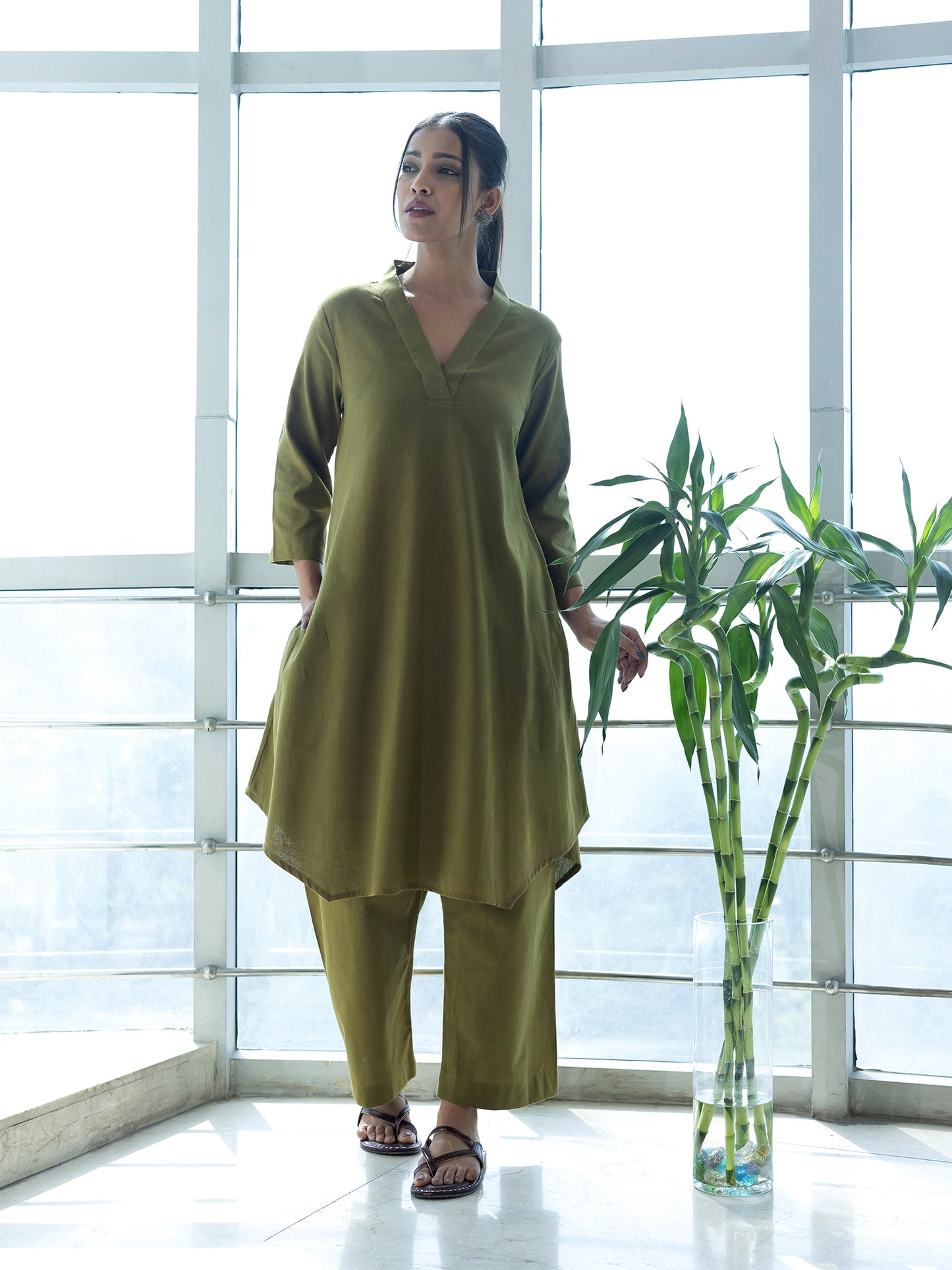Mehndi green cotton linen kurta co-ord set