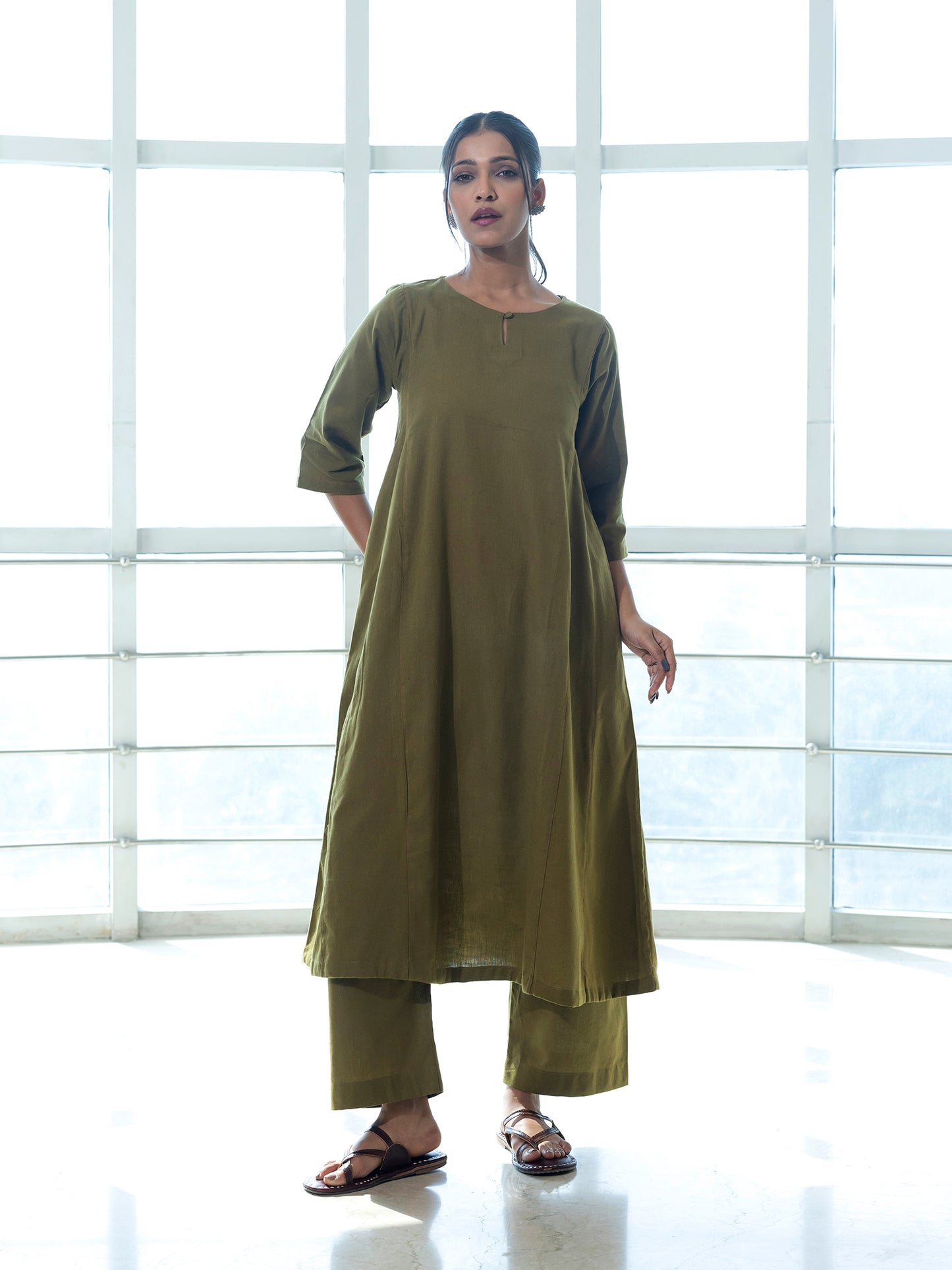 Mehndi green cotton linen kurta co-ord set