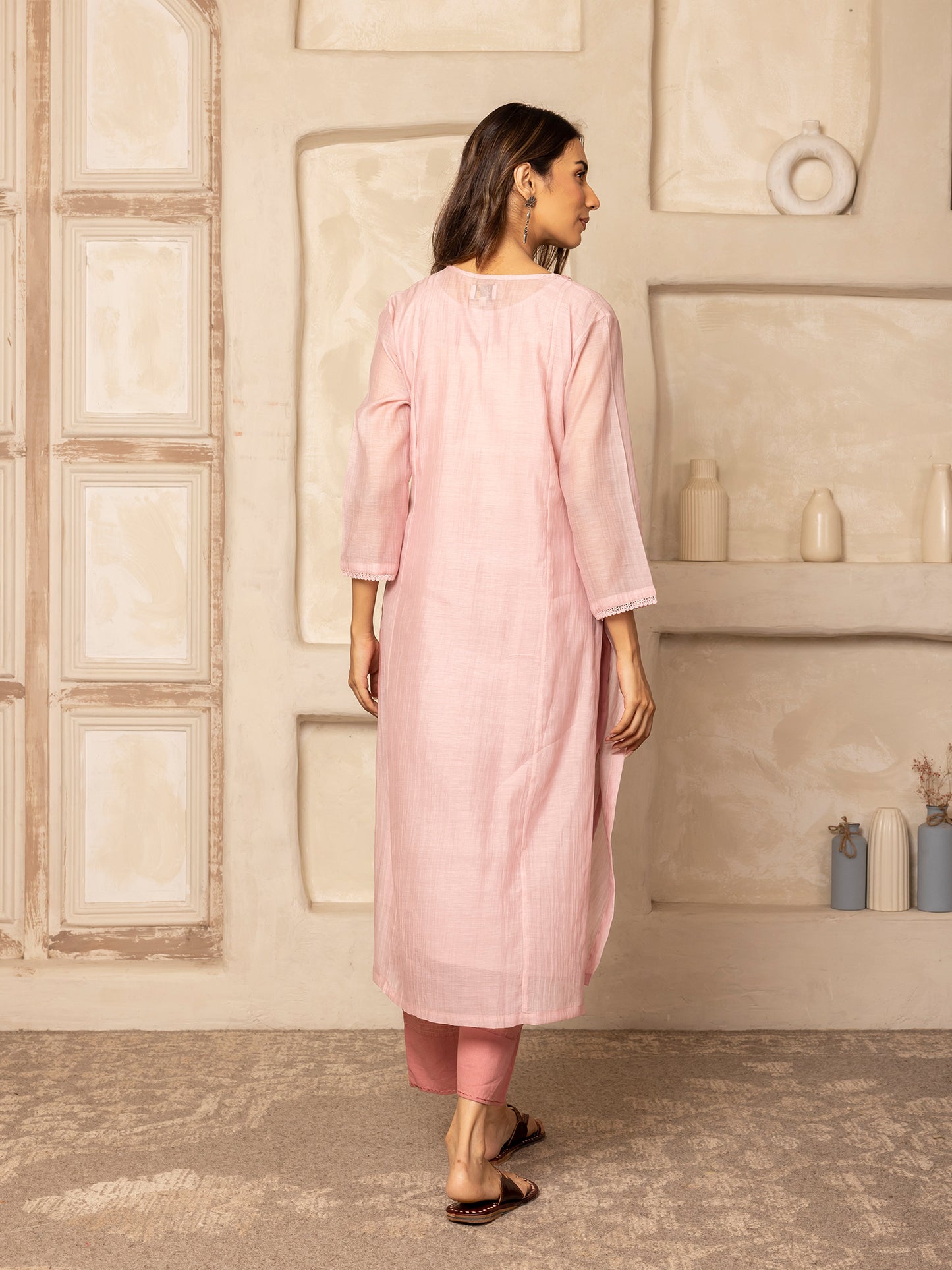 Peach mul chanderi thread with crochet hand embroidery kurta