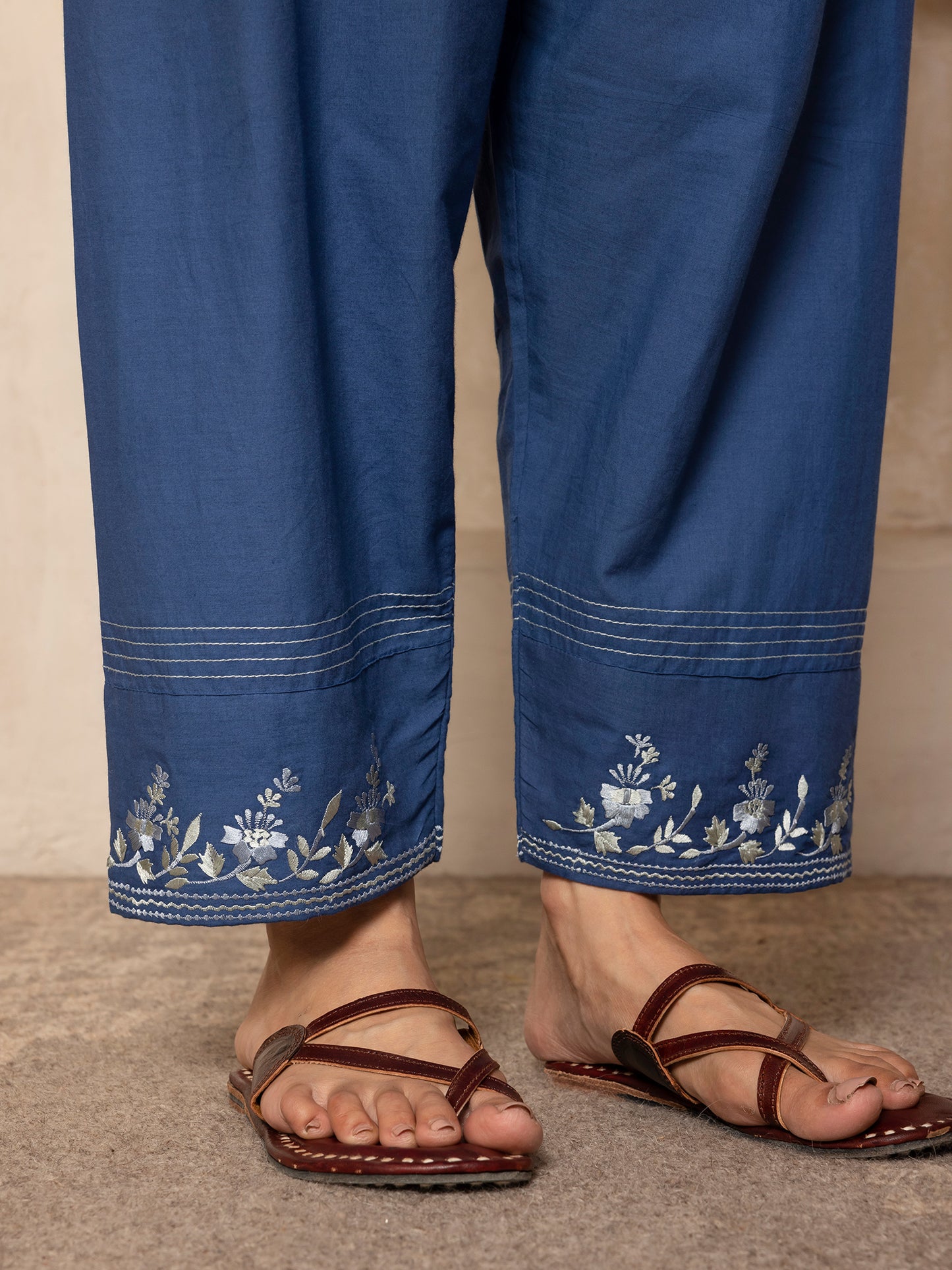 Navy blue mul chanderi thread and fabric cutwork kurta set