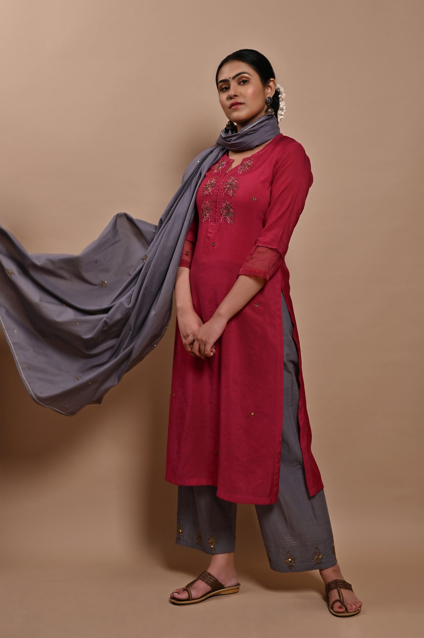 Grey Zardozi Cotton Silk Dupatta