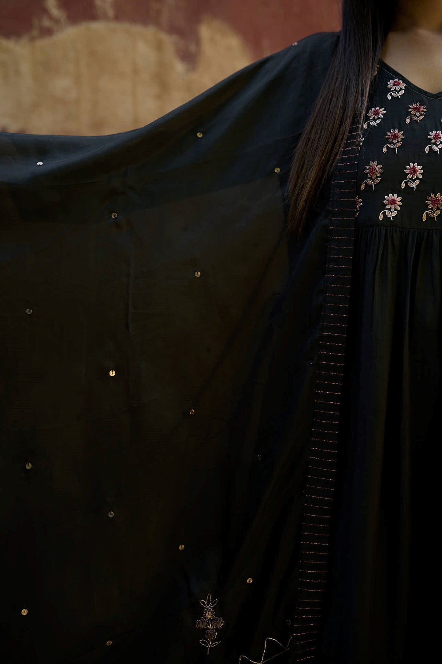 Black Tabby Silk Zardozi Dupatta