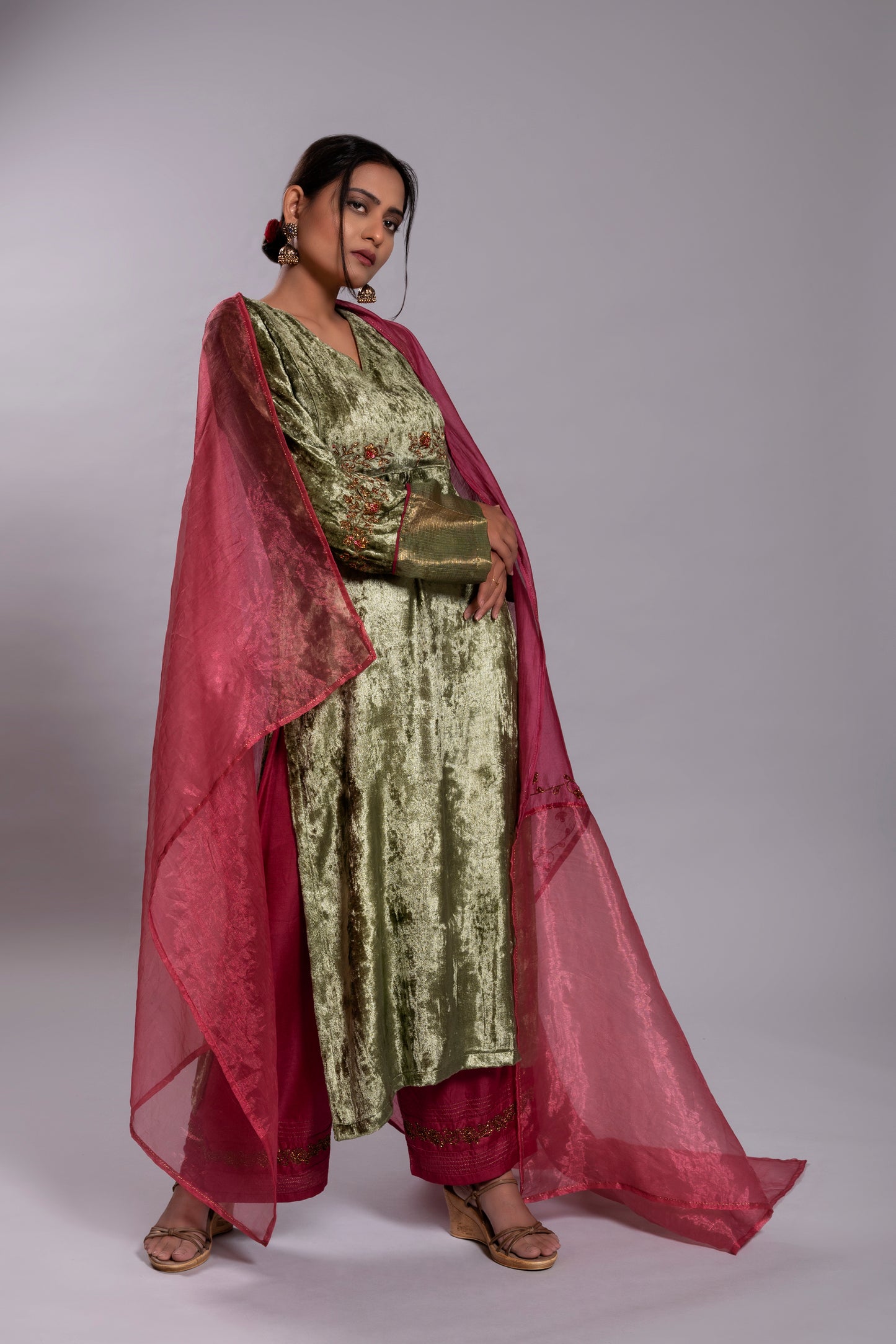 Mehendi Green Silk Velvet Kurta Set