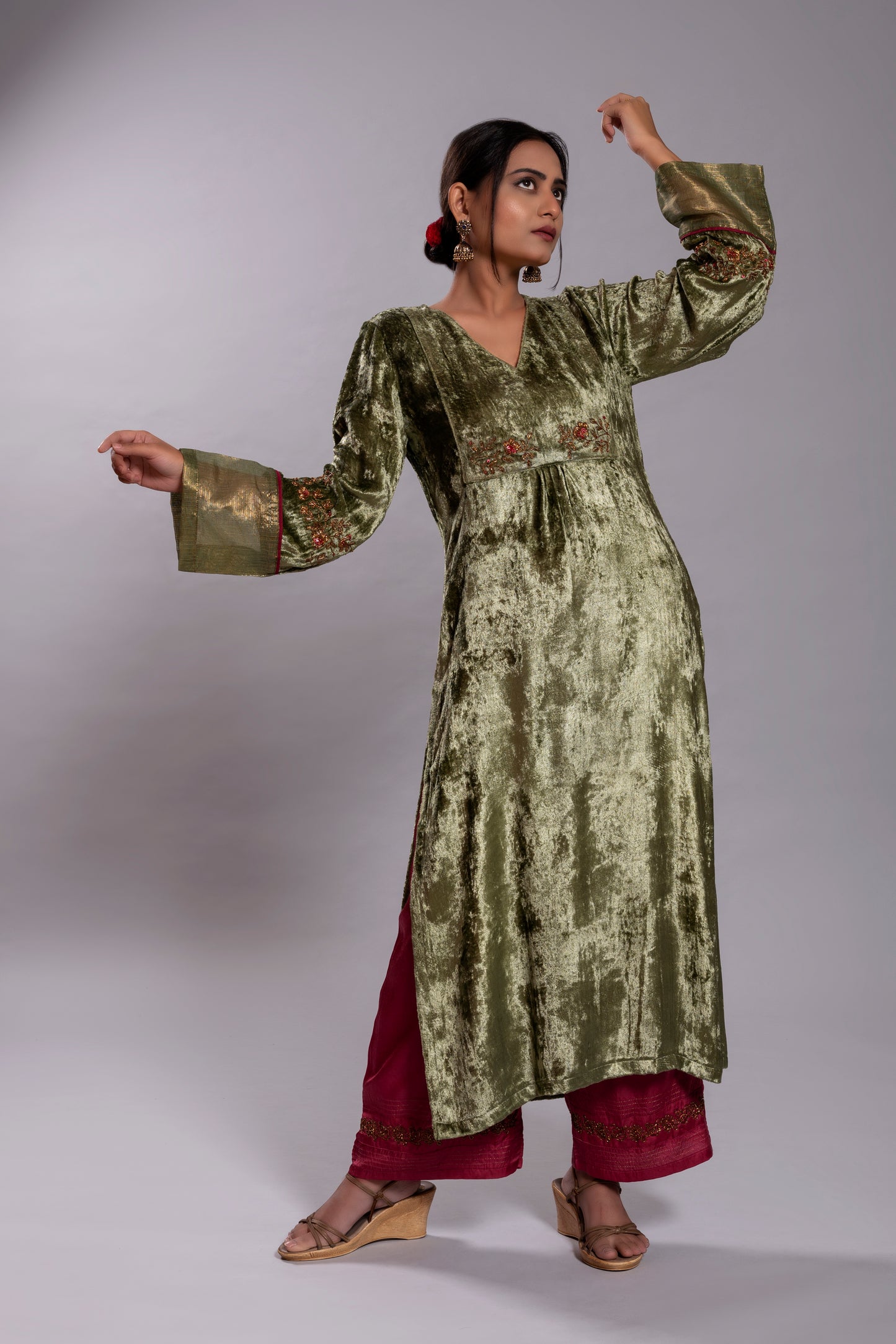 Mehendi Green Silk Velvet Kurta Set
