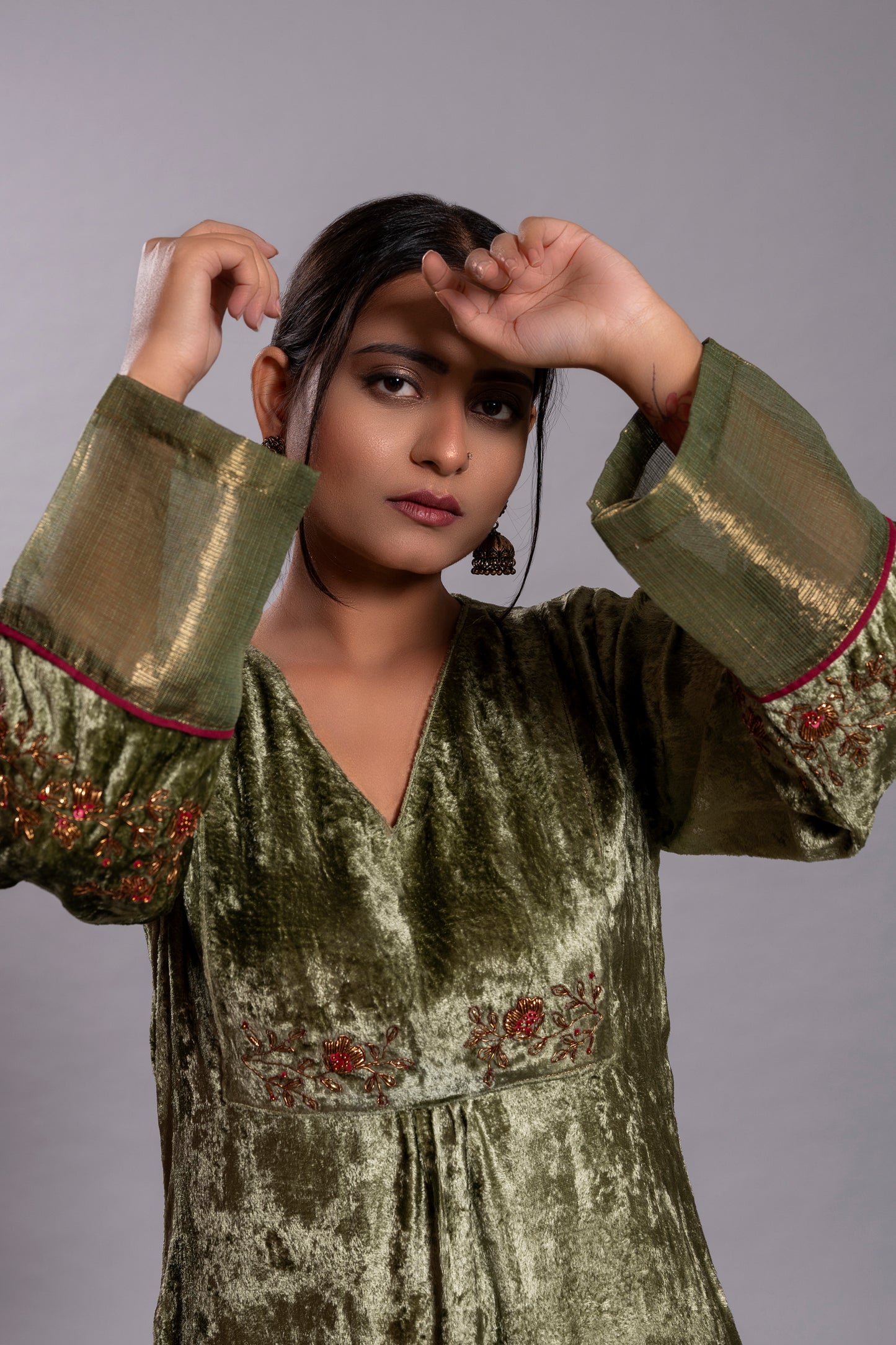 Mehendi Green Silk Velvet Kurta Set