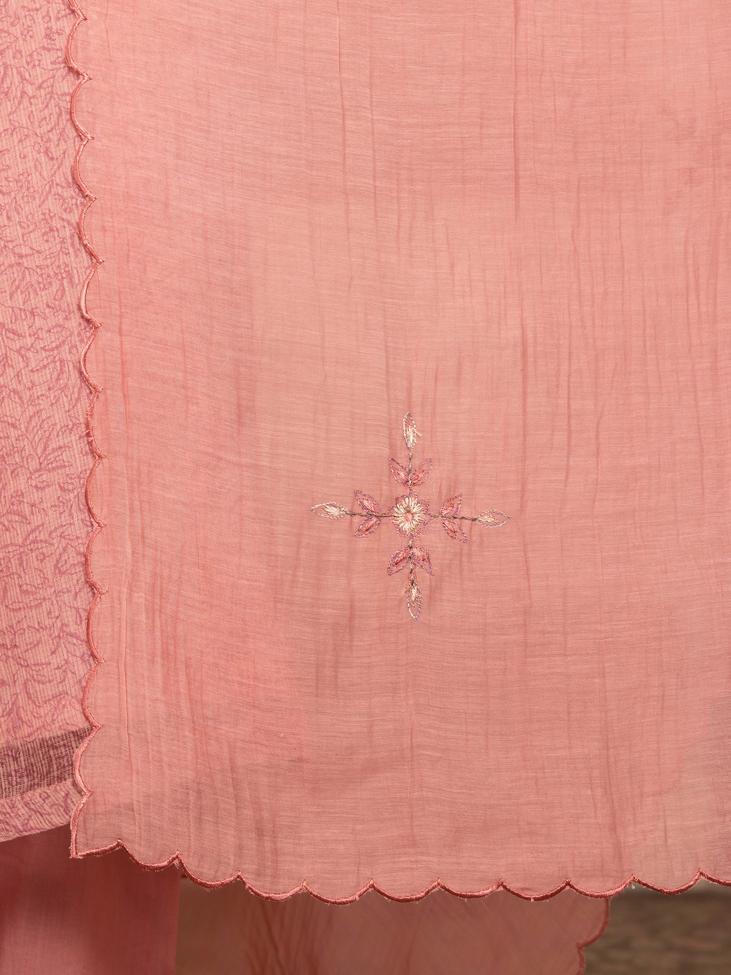 Mauve mul chanderi thread and fabric cutwork kurta set
