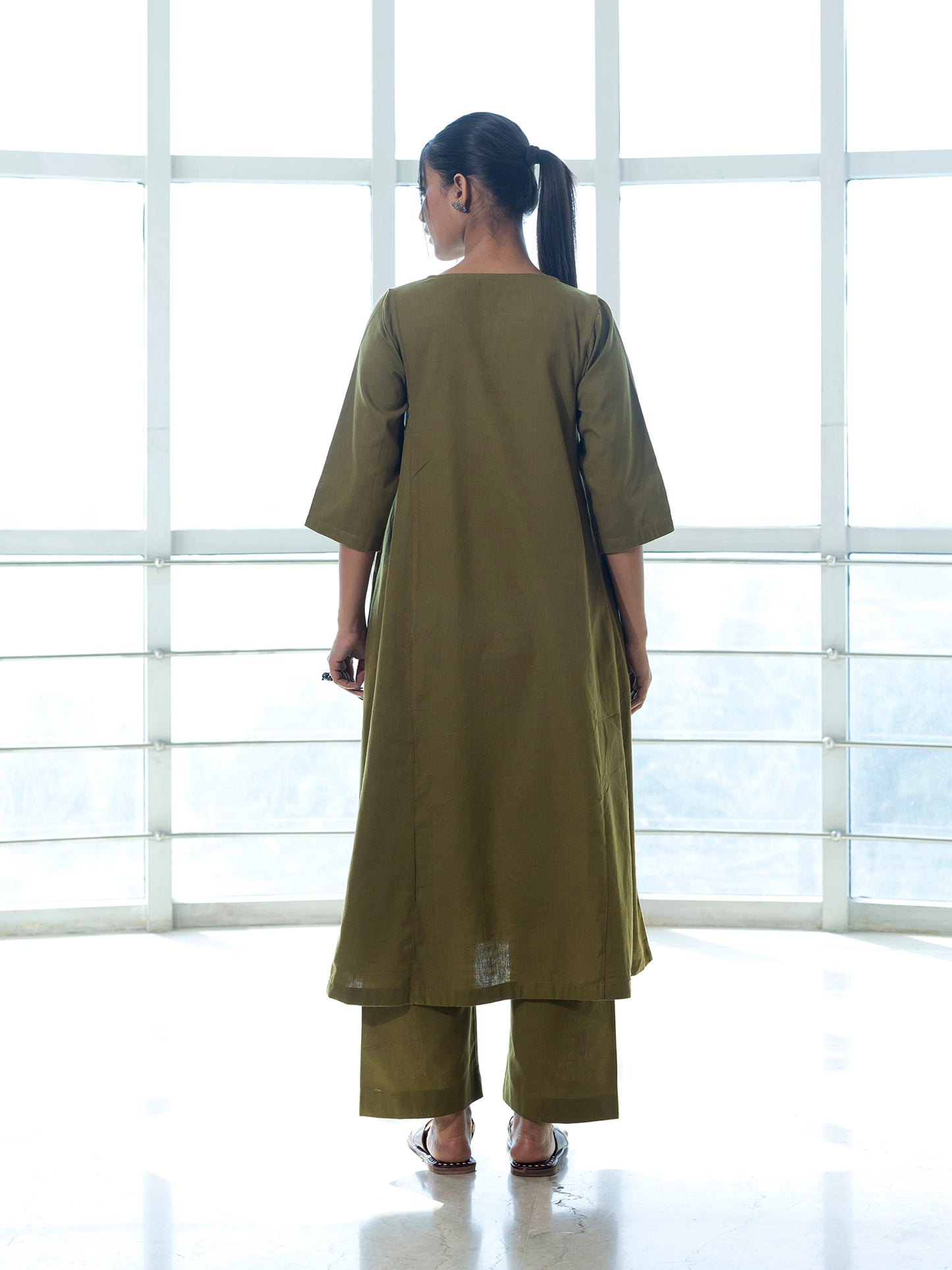 Mehndi green cotton linen kurta co-ord set