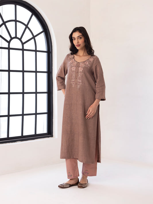 Beige linen thread and fabric cutwork kurta