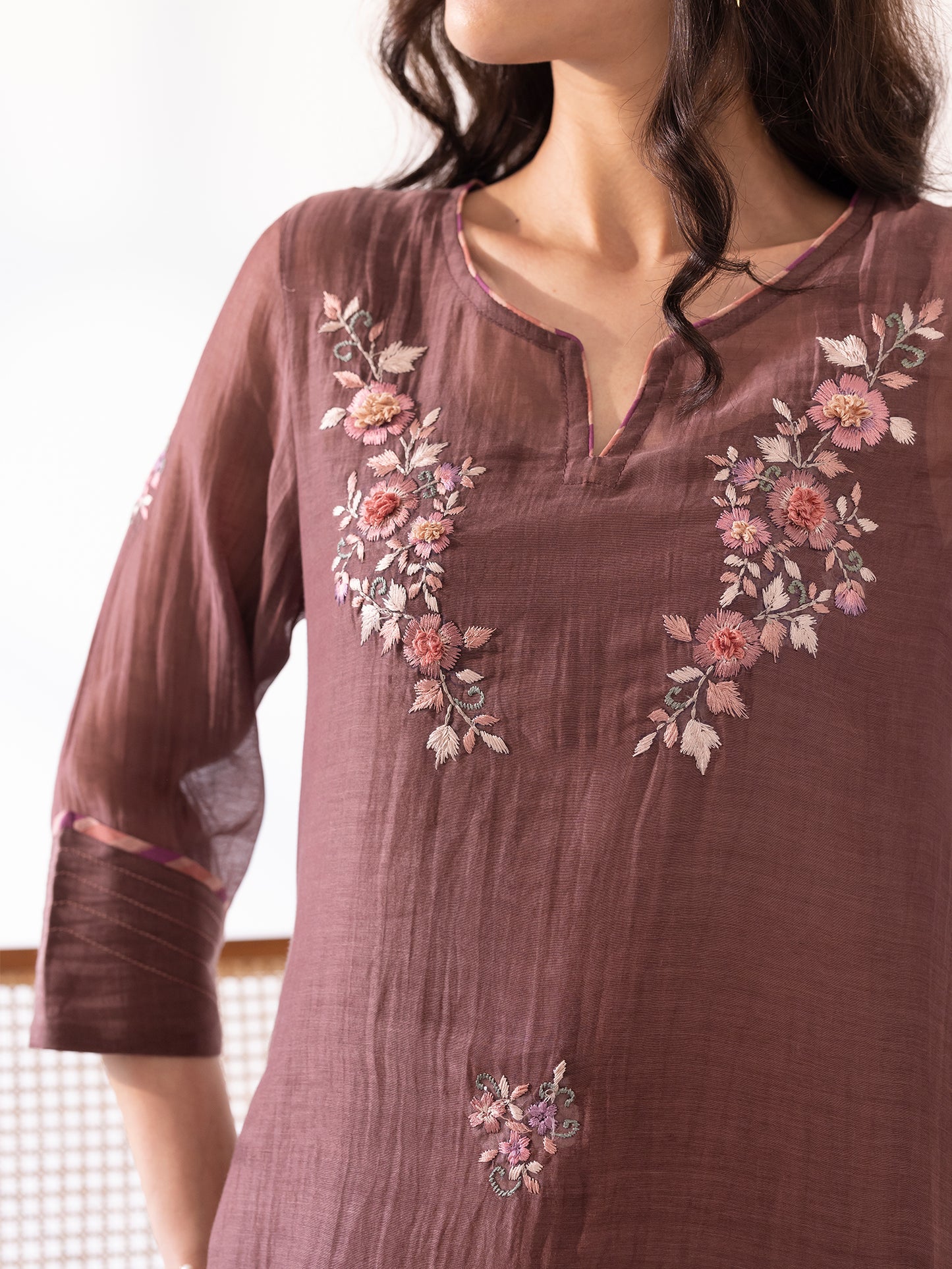 Brown mul chanderi thread work kurta set