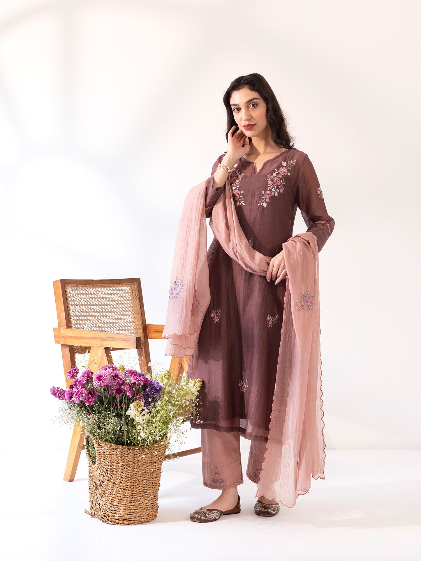 Brown mul chanderi thread work kurta set