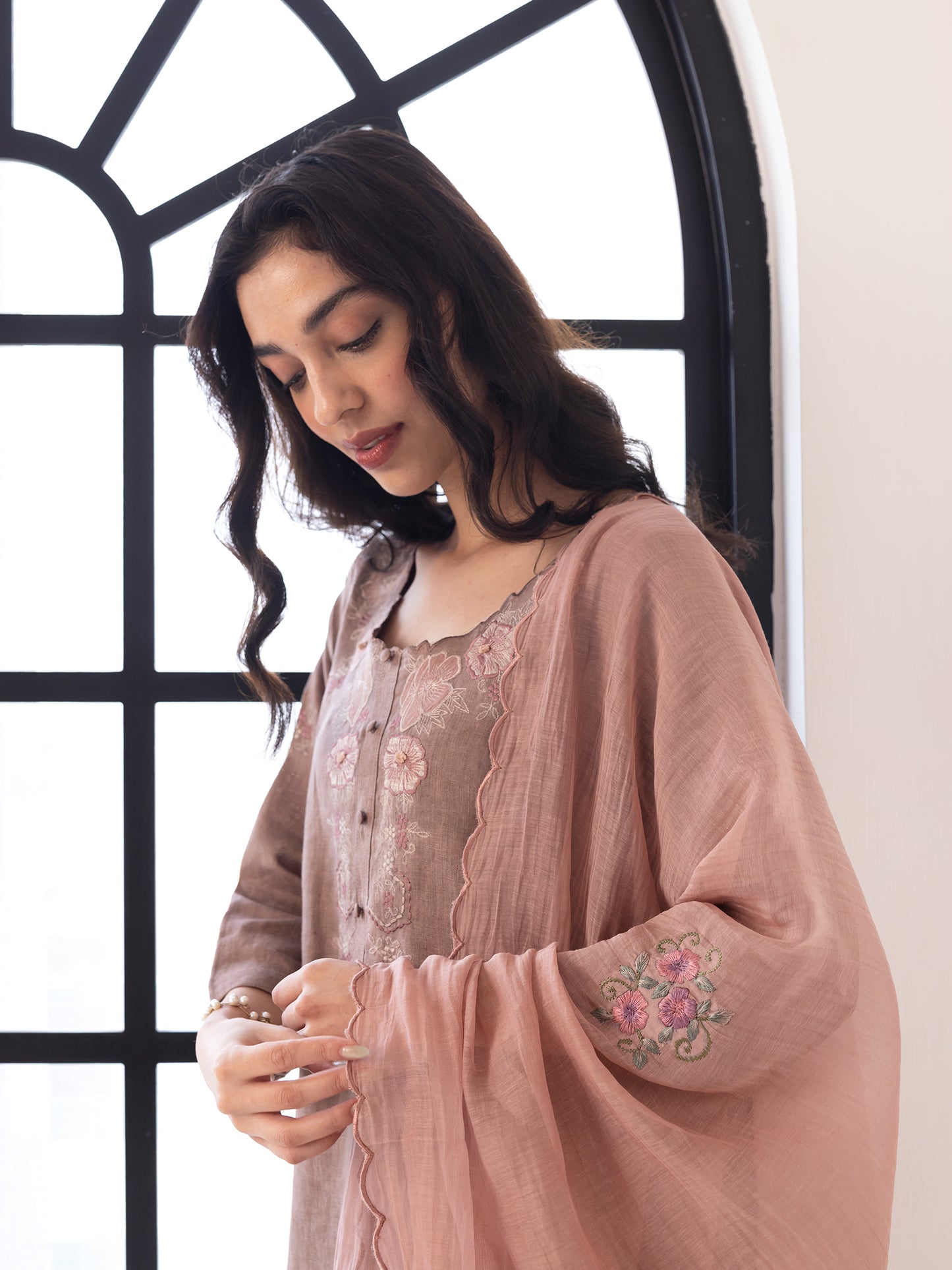 Beige linen thread and fabric cutwork kurta