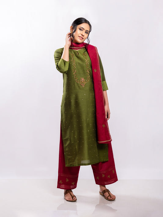 Mehndi green cotton silk aari hand embroidery kurta set