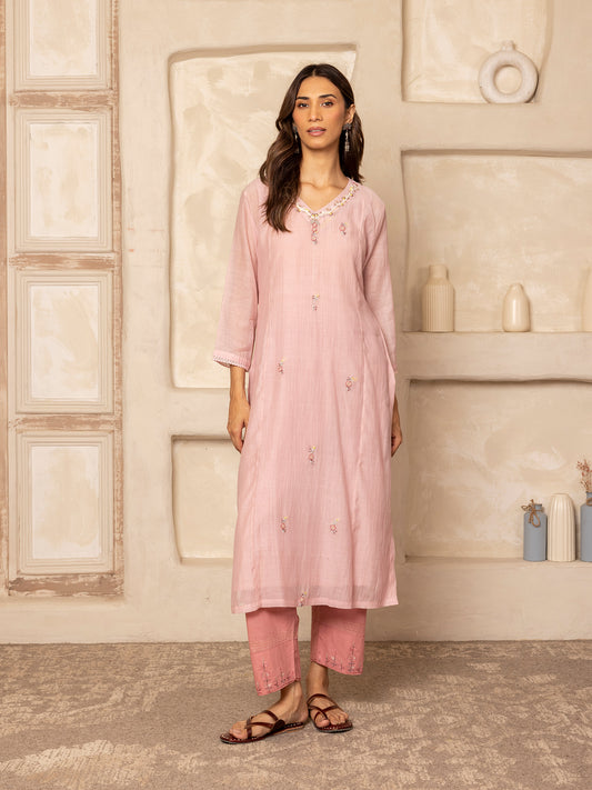 Peach mul chanderi thread with crochet hand embroidery kurta