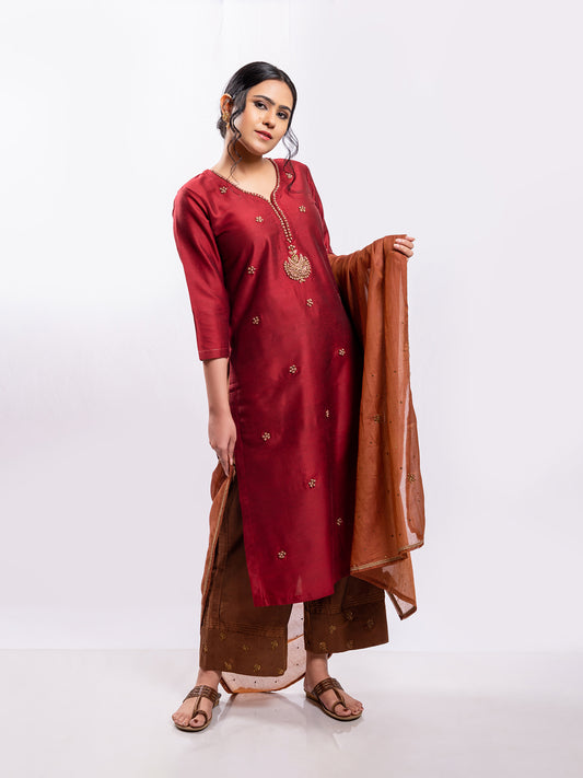 Red cotton silk aari hand embroidery kurta set