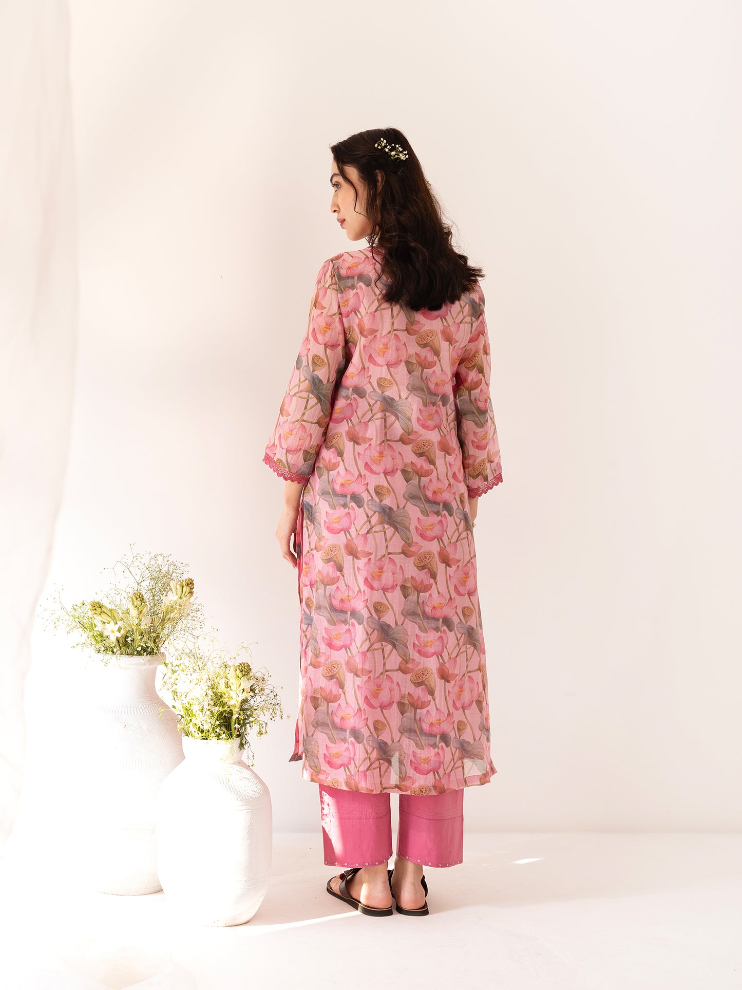 Pink lotus floral printed mul chanderi beadwork kurta set