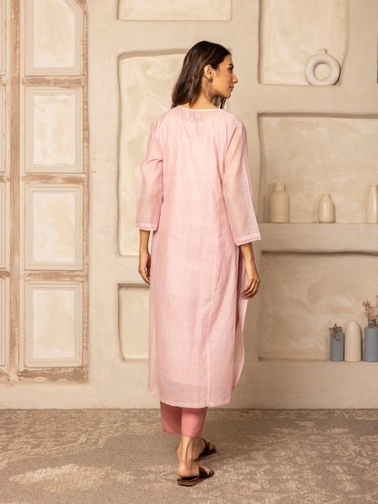Peach mul chanderi thread with crochet hand embroidery kurta