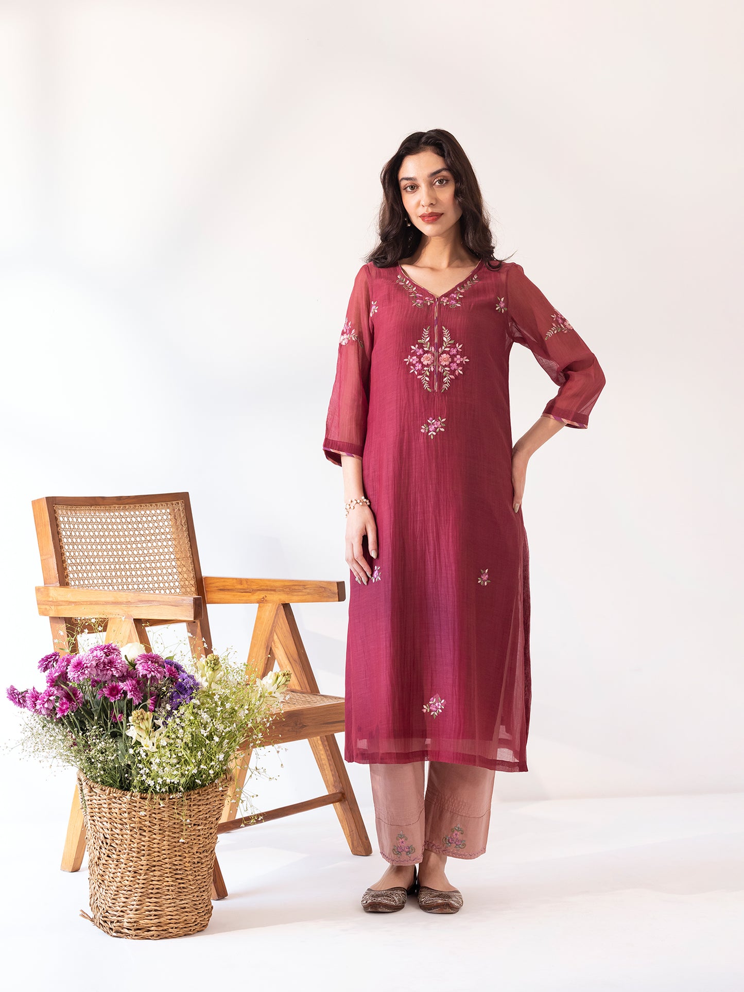 Burgundy mul chanderi thread work kurta set