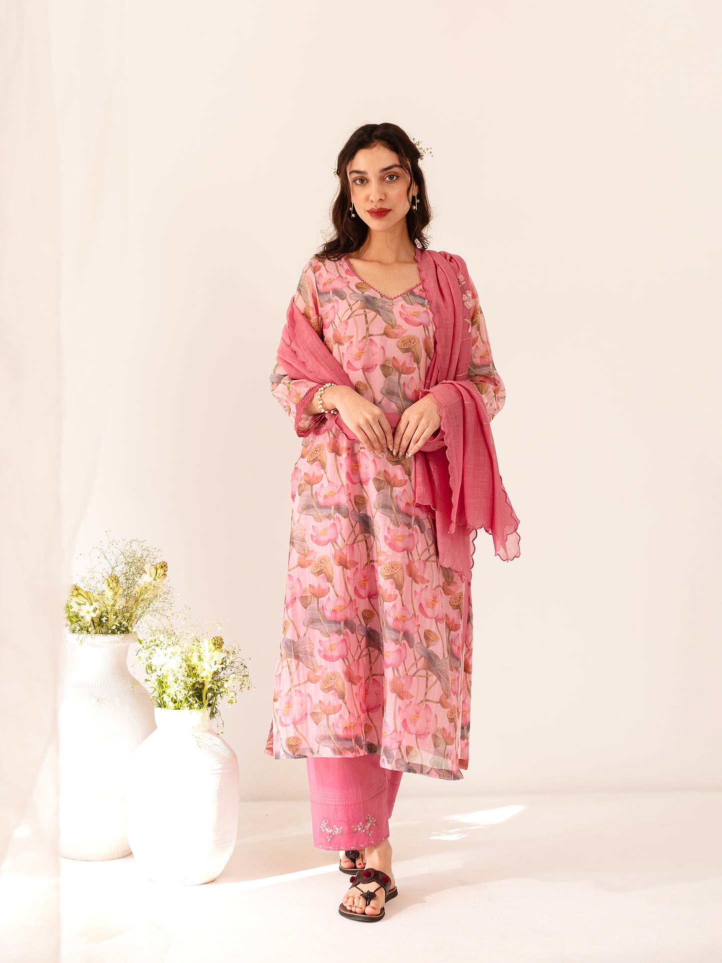 Pink lotus floral printed mul chanderi beadwork kurta set