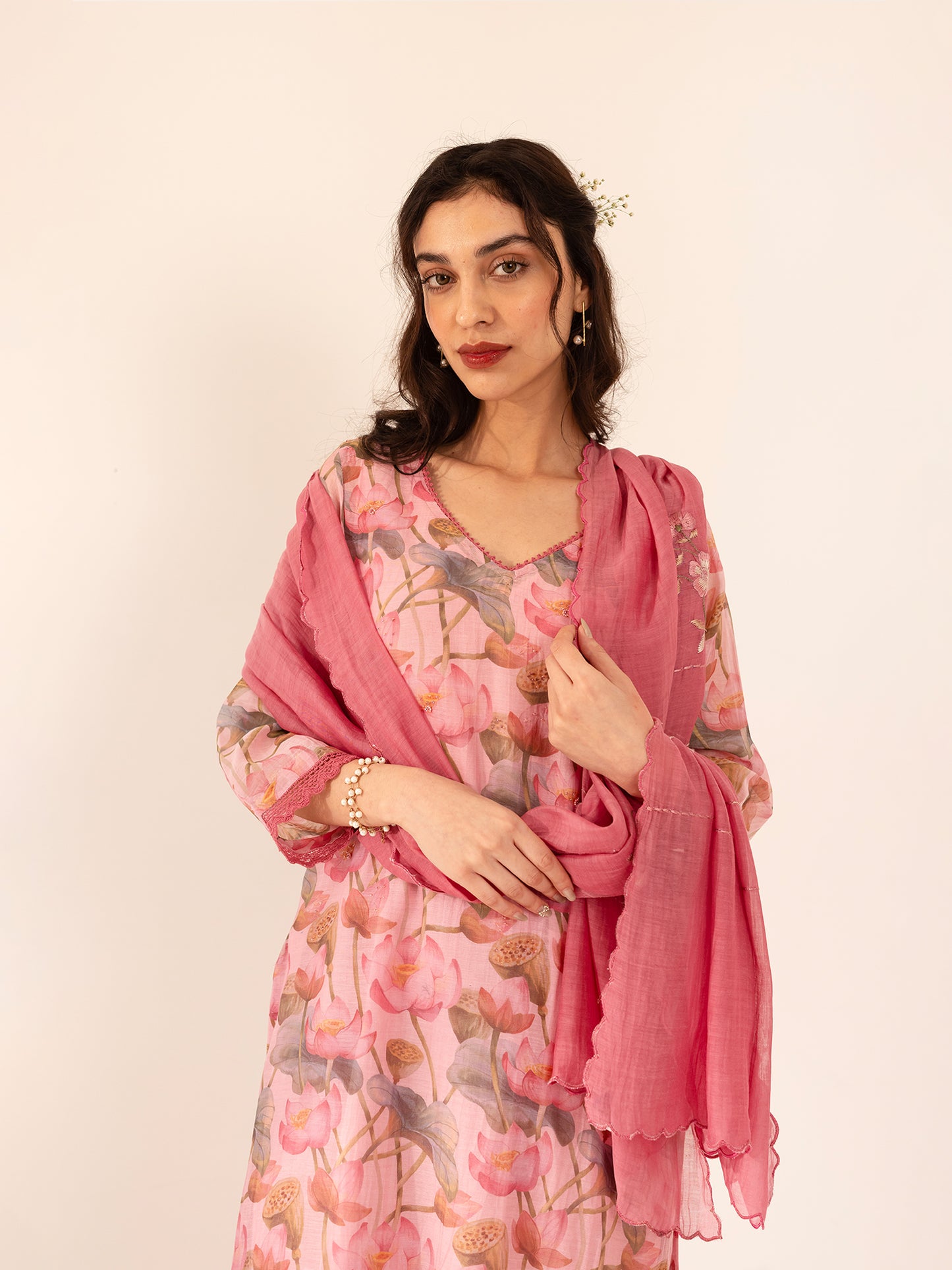 Pink lotus floral printed mul chanderi beadwork kurta set
