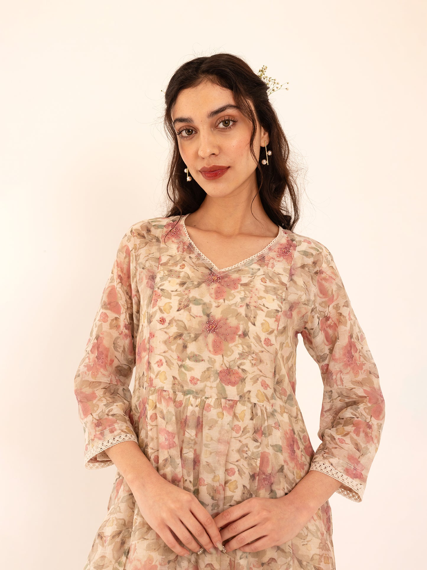 Off white and pink floral printed mul chanderi beadwork kurta set