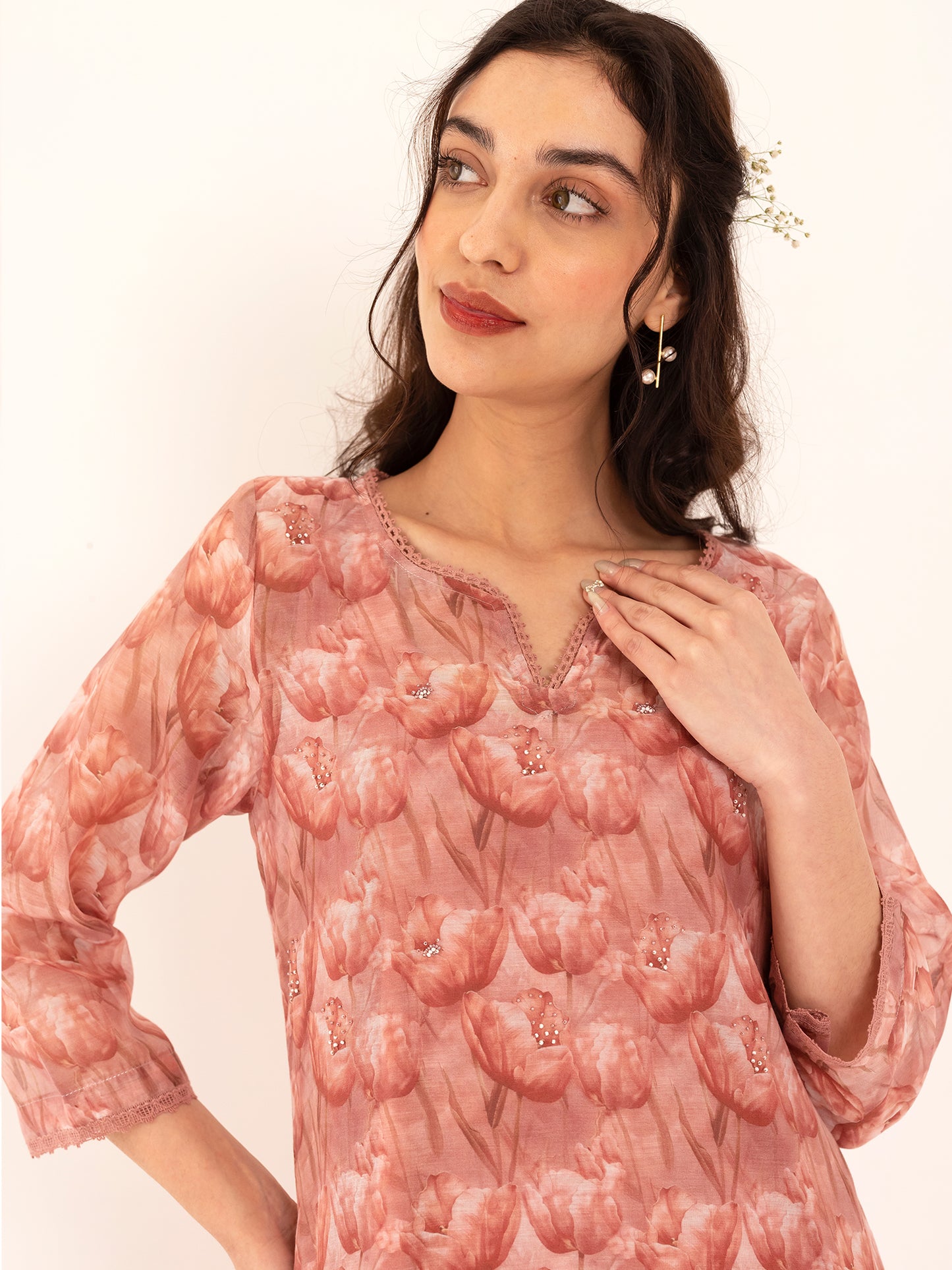 Coral tulip floral printed mul chanderi beadwork kurta set