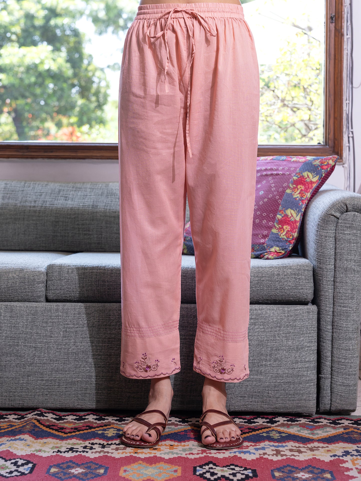 Peach mul chanderi thread and bead, sequence work kurta set