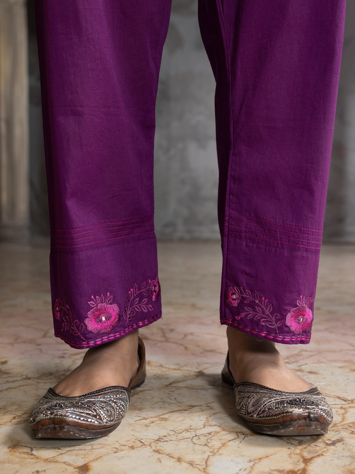 Purple mul chanderi thread with mirror and sequence embroidery kurta set