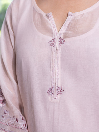 Off white mul chanderi  thread with sequence and bead work kurta set