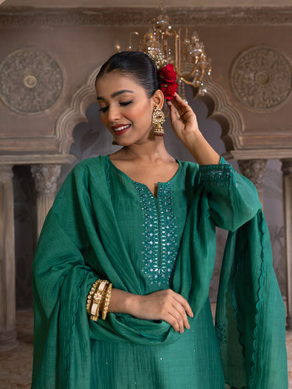 Bottle green mul chanderi thread with mirror and sequence embroidery kurta set