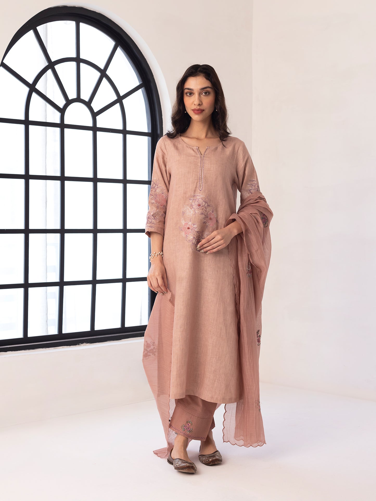 Old rose linen thread and fabric cutwork kurta