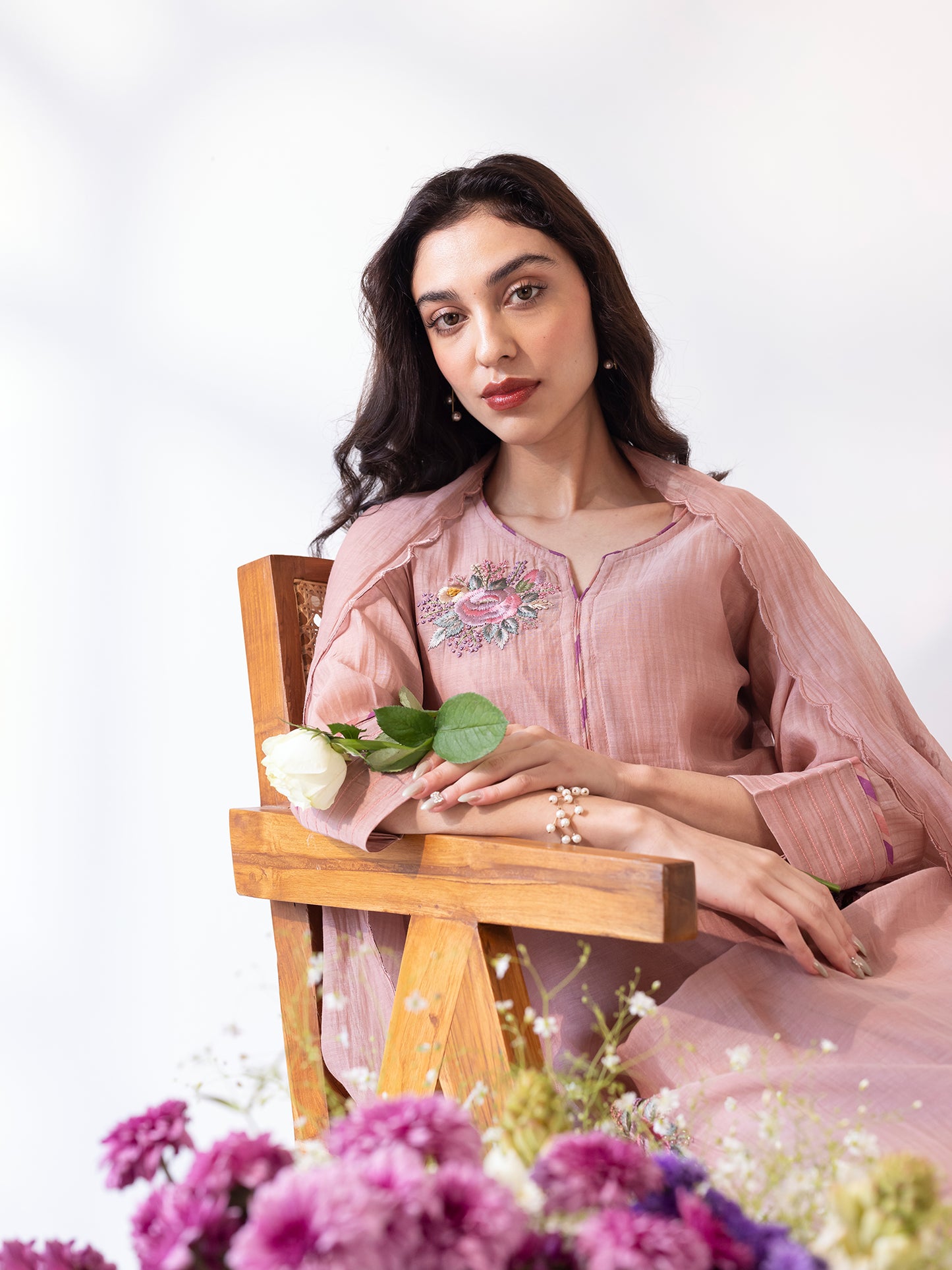 Old rose mul chanderi thread work kurta set
