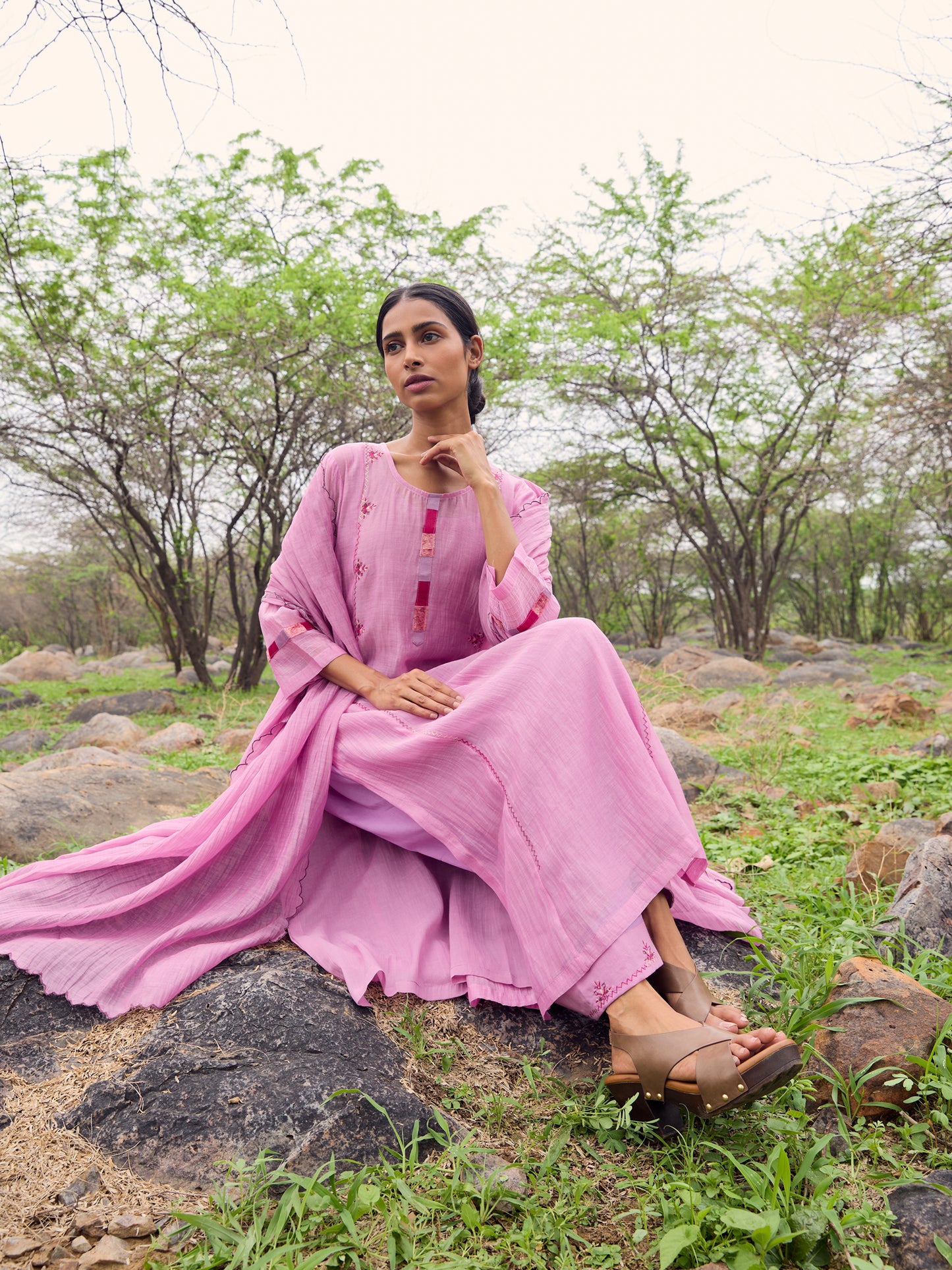 Lavender mul chanderi thread work kurta