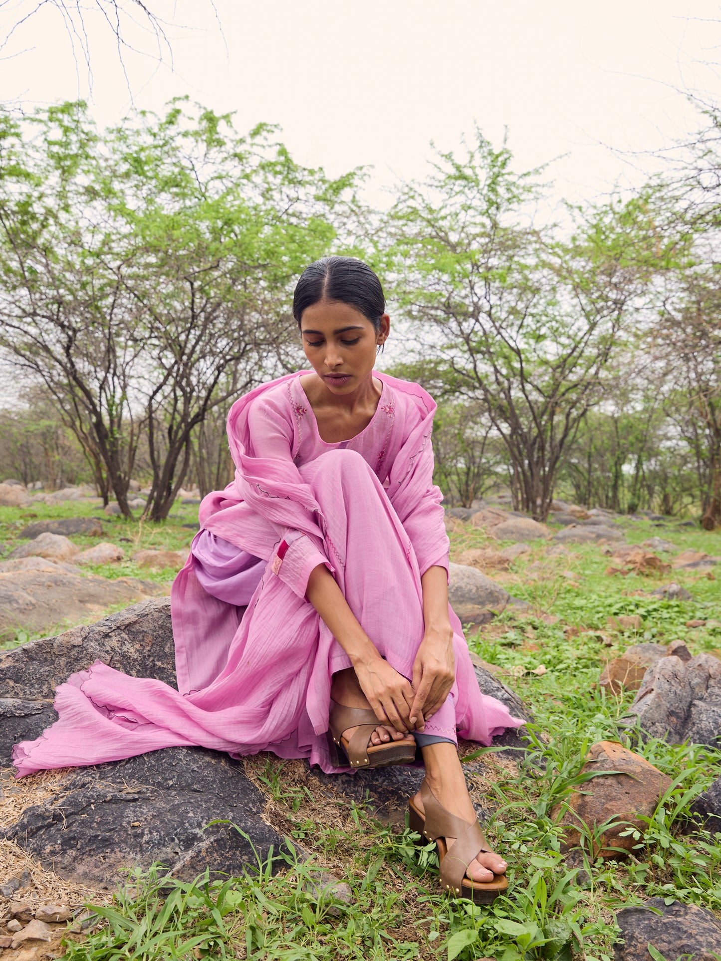 Lavender mul chanderi thread work kurta