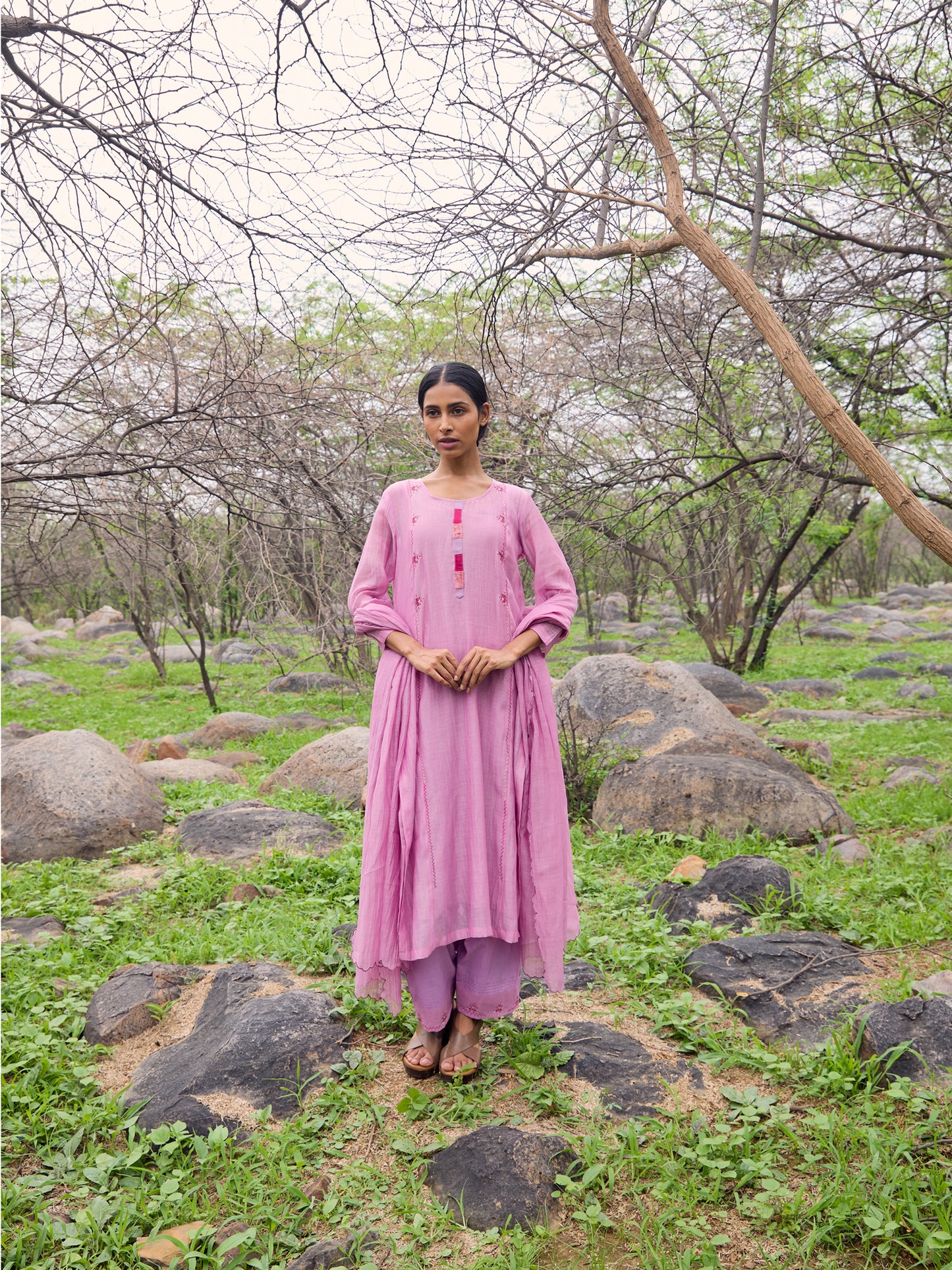 Lavender mul chanderi thread work kurta
