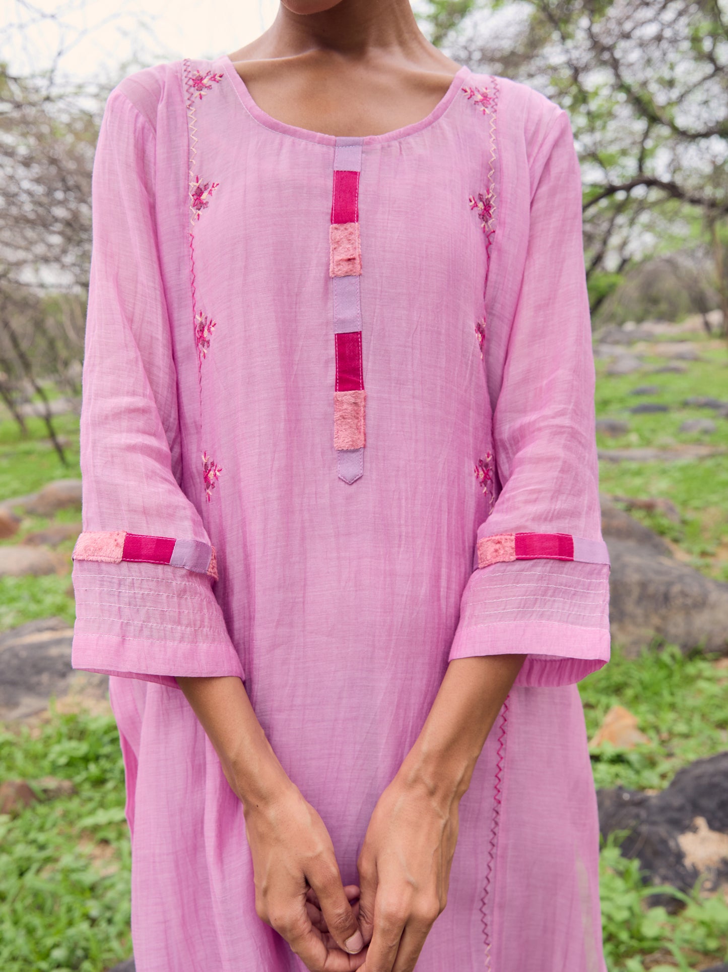 Lavender mul chanderi thread work kurta