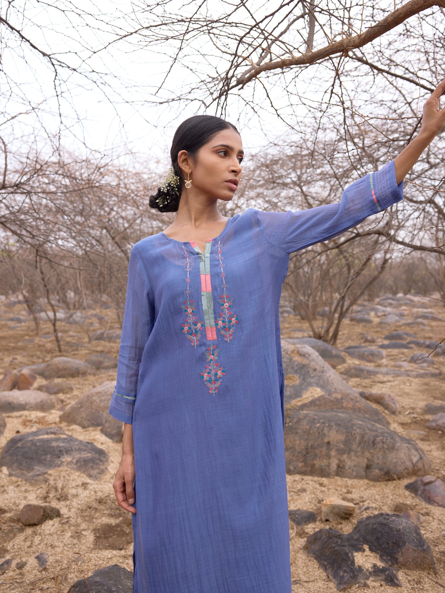 Navy blue mul chanderi threadwork kurta
