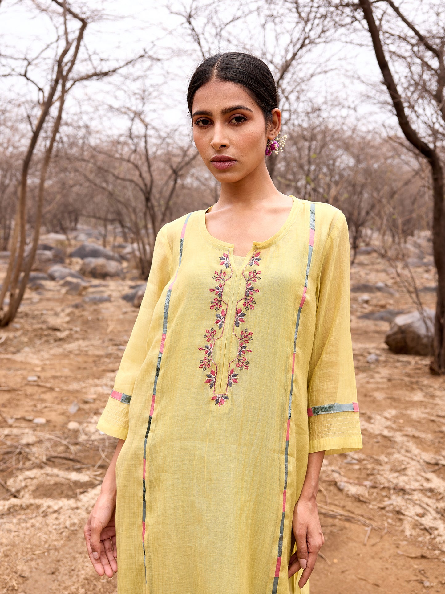 Lemon yellow mul chanderi thread work kurta