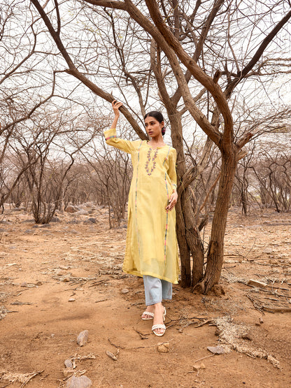 Lemon yellow mul chanderi thread work kurta