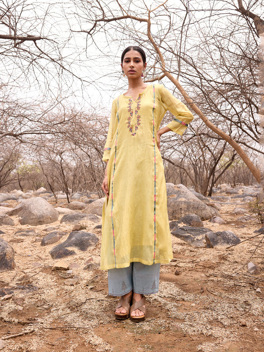 Lemon yellow mul chanderi thread work kurta