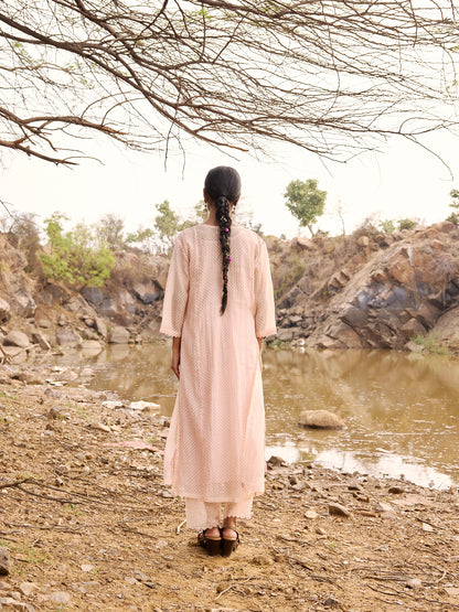 Peach printed mul chanderi Beadwork Kurta